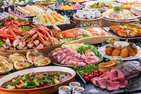 【JR広島駅発】 神鍋温泉でかにカニグルメバイキングと出石永楽館・綾部山梅林 2日間1